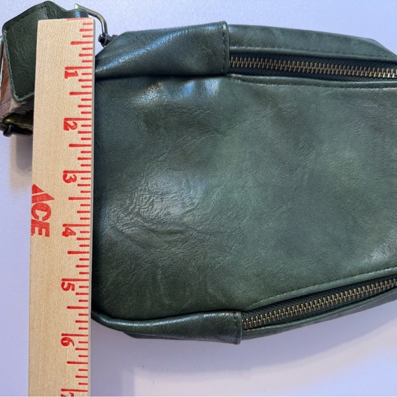 Sling Bag PU Leather Small
Crossbody Backpack
Multipurpose Chest Bag Women - Picture 6 of 11